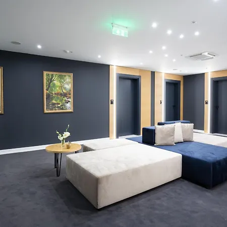 Blue Star Luxury Sofya