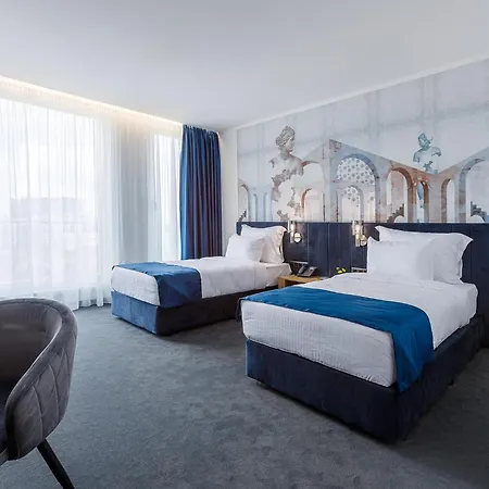 Otel Blue Star Luxury 4*